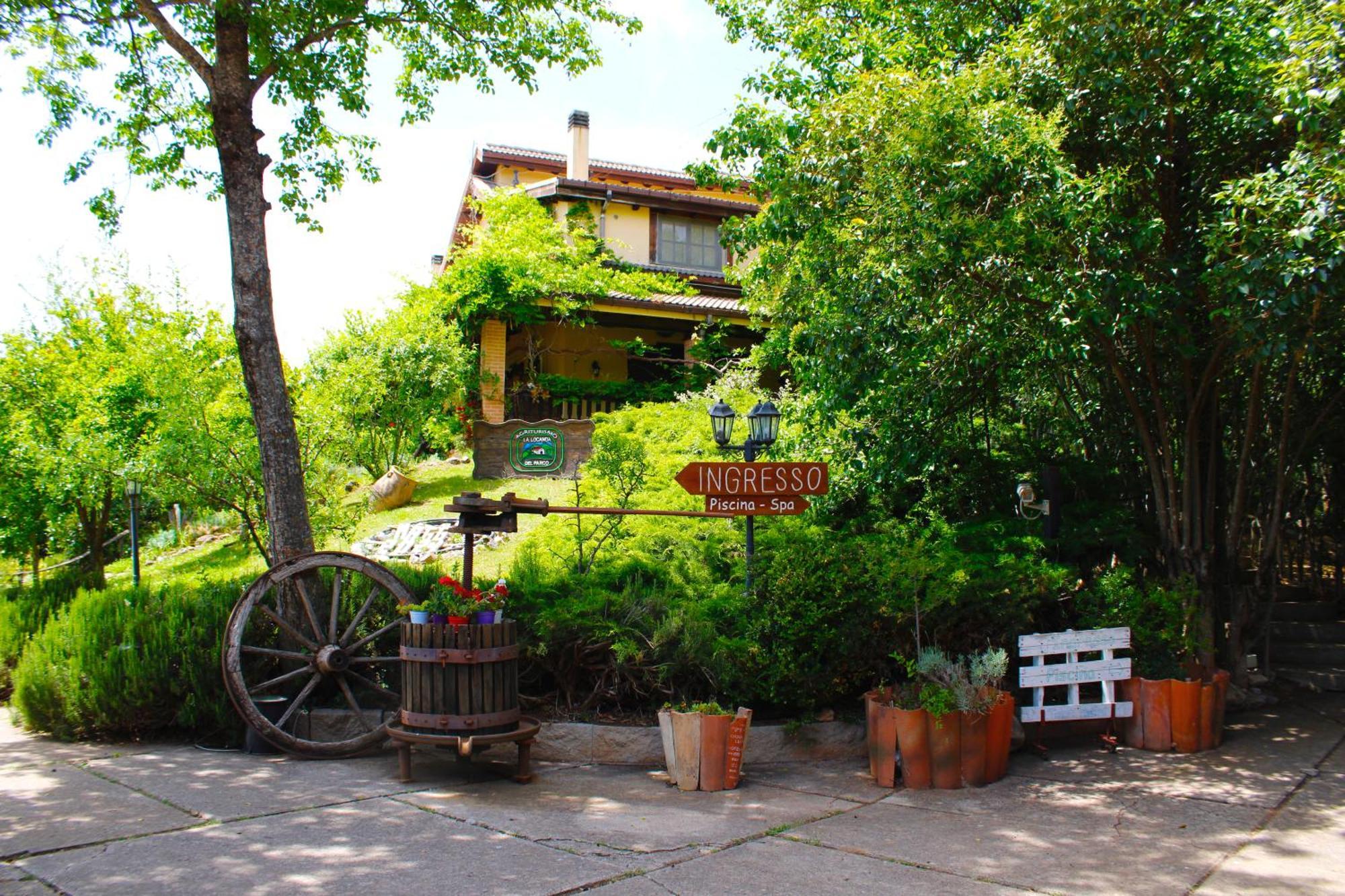 Agriturismo La Locanda Del Parco Morano Calabro Exteriör bild