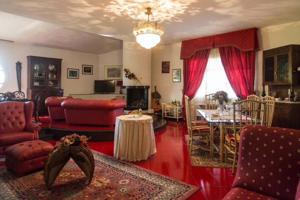 Agriturismo La Locanda Del Parco Morano Calabro Exteriör bild